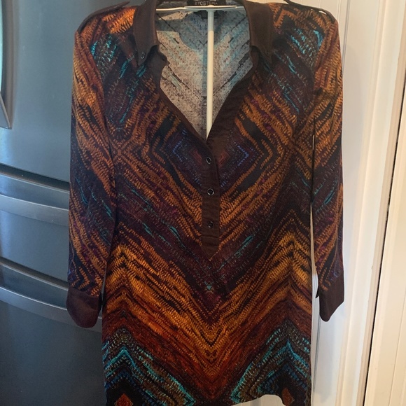 Etcetera tunic. In great shape. Buttons show little signs of wear. - Picture 1 of 4